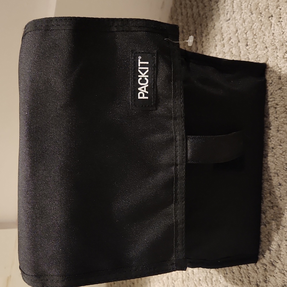 NEW PackIt Black Insulated Lunch Bag
